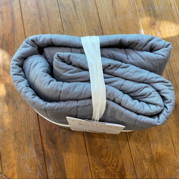 Casaluna Cashmere Blend Quilt - Full/Queen - Picture 6 of 11